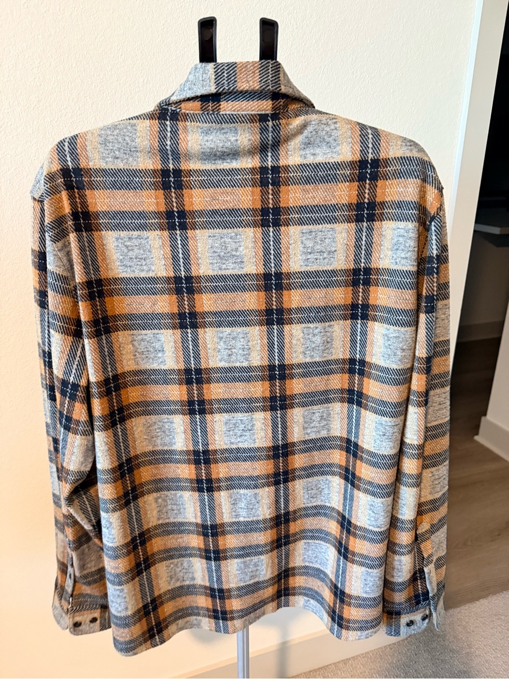 7 Diamonds Men's Plaid Jacket in Tan, Black and Gray SCHEELS - Picture 4 of 5